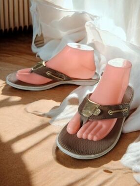 SPERRY (9) TOP SIDER Tan Leather Thong flip flops Size